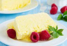 semifreddo con mandorle e limone