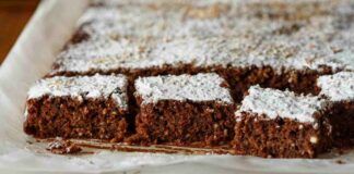 Mia nonna col riso ci faceva pure le torte e quella al cioccolato era pazzesca, con la sua ricetta oggi la faccio anch'io ed è perfetta!