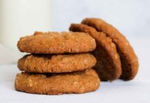 Biscotti all’inzuppo dell’estate, li faccio senza farina e uova, a colazione sono una delizia
