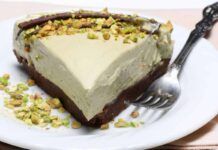 Innamorati della semplicità: con questa Cheesecake ricotta e pistacchio, farai il carico di complimenti!