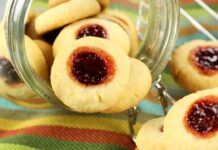 I biscotti alla marmellata della nonna senza uova e burro, puoi mangiarne quante ne vuoi e non ingrassi