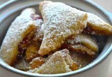 I biscotti ripieni di marmellata che metteranno il buon umore a colazione e la giornata inizierà nei migliori dei modi