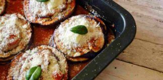 In estate faccio una parmigiana di melanzane alternativa niente frittura, la ricetta della nonna spacca
