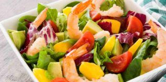 Insalata di gamberi questo è il piatto del giorno, leggero, fresco e veloce, ecco il mio segreto!