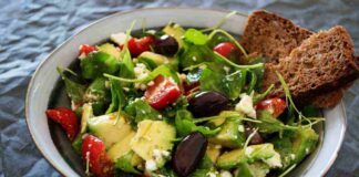 Insalata super dietetica, la mangio tutti i giorni e sono tornata subito magra - RicettaSprint