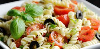 Come fare l'insalata di pasta fredda sfiziosa