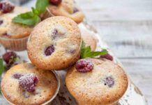 Muffin ai lamponi solo 90 Kcal li faccio in friggitrice ad aria niente forno e salvo la colazione