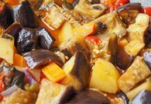 Prendi 3 melanzane 2 patate e 1 carota metti in padella e servi una cena irresistibile a prova di scarpetta Prendi 3 melanzane 2 patate e 1 carota metti in padella e servi una cena irresistibile a prova di scarpetta