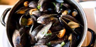 Con il trucco del pescivendolo pulisco le cozze in 2 minuti e non ne butto via nemmeno una! - RicettaSprint