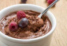 Goditi pure questa mousse senza sentirti di colpa, ha solo 110 kcal ma è buona da non crederci!