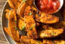 Ho una buona ragione per farti accendere il forno, devi provare le patate con una salsa che trovi nei pub Argentini nessuno le fa più buone!