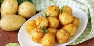 Un sacchetto di patate e un paio di mozzarelle e stasera fai la cena per tutta la famiglia, queste polpette sono favolose