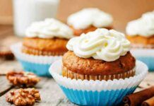 Esagerata, spettacolare e buonissima: questa è la vera carrot cake, mi sono fatto spiegare tutto da un’amica americana Carrot cake