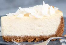 Torta fredda al cocco per merenda, leggerissima e che lascia un buon sapore che non va via Torta fredda al cocco per merenda, leggerissima e che lascia un buon sapore che non va via - RicettaSprint