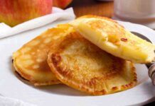 Domani si inizia la dieta allora ho deciso di preparare così le mie adorate frittelle alle mele solo 60 Kcal