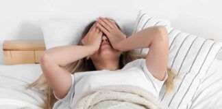 Cosa causa la mancanza di vitamina B12?