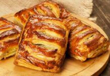Colazione col botto stamattina, uso la pasta sfoglia e tante ciliegie, li lascio di stucco in 5 minuti.
