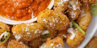 L'antipasto che non può mancare a tavola gli gnocchi fritti aromatizzati accompagna con questa salsa e che bontà