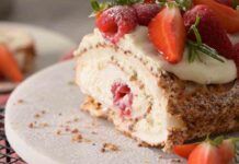 Non avevo tempo per un dolce freddo elaborato, ma in 10 minuti ho preparato il rotolo panna e fragole ecco il mio segreto! Non avevo tempo per un dolce freddo, in 10 minuti ho preparato il rotolo panna e fragole ecco il mio segreto!