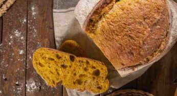 Il pane alla curcuma è il mio preferito, a ferragosto sarà il re della tavola!