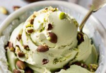Pistacchio stracciatella, il gelato questa volta te lo preparo io e anche senza gelatiera - RicettaSprint