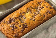 Pochi ingredienti e in soli 5 minuti ho preparato il plumcake con le gocce di cioccolato che soddisfazione!