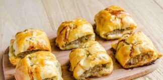 Mi basta un po' di pasta sfoglia per creare l'aperitivo perfetto, questi roll spariscono in un'attimo!