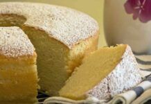 Soffice come nuvola e leggera come una piuma il ciambellone al latte della nonna non delude mai, solo 120 Kcal