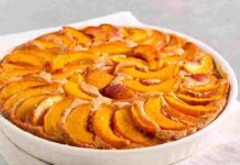 Torta veloce alle pesche