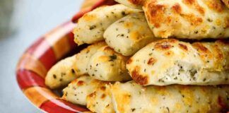 Tozzetti di pane con formaggi e salumi li porti al mare e lasci tutti senza parole pronti in 10 minuti