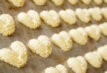 Biscottini di mandorla e limone, li preparo in 15 minuti ed è subito relax