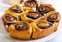 Ho scoperto il segreto delle brioche più soffici al mondo: gli ungheresi mettono questo ingrediente prima di cuocerle