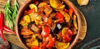 Soluzione light per una caponata a cui non manca niente solo le calorie, la facciamo nella friggitrice ad aria!