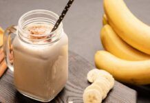 Bevo tutte le mattine questo frullato è mi sento una forza, è questo il mio mix proteico super energetico Bevo tutte le mattine questo frullato è mi sento una forza, è questo il mio mix proteico super energetico