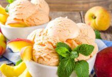 Stavolta con le pesche mollicce non faccio la solita torta ma molto di più, un gelato che sicuramente ti sorprenderà