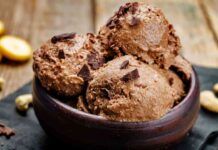 Lo mangio dall'inizio dell'estate oramai e non ho messo un grammo, il mio gelato al cioccolato ha solo 130 kcal