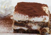 Tirati su con il tiramisù che faccio io al cioccolato, non uso le uova così lo possono mangiare tutti! Tirati su con il tiramisù che faccio io al cioccolato, non uso le uova così lo possono mangiare tutti!