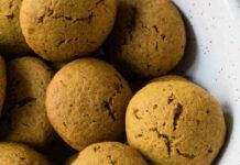 Più buoni se metti la curcuma, ma questi biscotti li faccio sempre senza uova - RicettaSprint