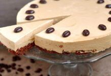 Cheesecake mousse al caffè talmente cremosa che si scioglie in bocca, ti conquisterà al primo assaggio