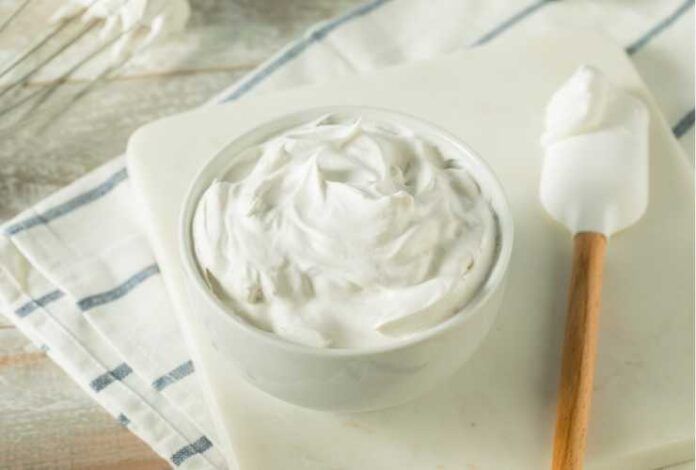 Il classico dolce da dispensa prova la mia torta al cocco e limone che