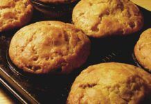 Briochine senza farina e senza burro, così li mangia anche mia figlia adolescente e sempre a dieta Briochine senza farina e senza burro, così li mangia anche mia figlia adolescente e sempre a dieta - RicettaSprint