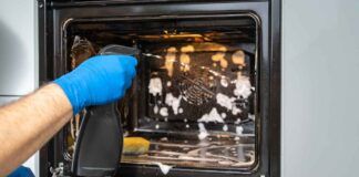 Non sopportavo più quelle fastidiose goccioline di grasso nel vetro del forno, ma ho trovato la soluzione perfetta! - RicettaSprint