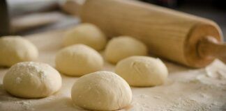 Fatta così la pizza non mi pesa, la preparo subito e senza ore tremende di attesa - RicettaSprint