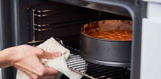 Questa volta la mia torta non voleva proprio lievitare, ma ho salvato il dolce in extremis con questo - RicettaSprint