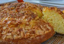 Torta all'arancia e mandorle senza bilancia, in 5 minuti prepari tutto, porti in tavola un dolce soffice, profumato e salutare