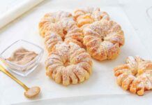 Le prime serate fresche e ho già voglia di qualcosa di goloso da sfornare: 1 rotolo di sfoglia e 1 mela, e ti godi un dessert favoloso! Le prime serate fresche e ho già voglia di qualcosa di goloso da sfornare: 1 rotolo di sfoglia e 1 mela, e ti godi un dessert favoloso!