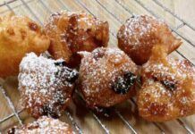 Frittelle di mele senza lievitazione, subito pronte da friggere