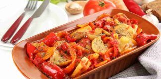 Patate e peperoni cotti in padella per un contorno che è detto alla poverella: spendi appena qualche euro ma è delizioso!