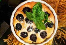 Ho messo le more nel mio classico ciambellone della nonna, dimenticherai i soliti dolci alla frutta