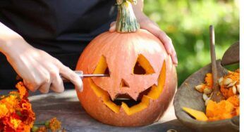 Zucca Halloween, fare l’intaglio perfetto è un arte: prova subito così